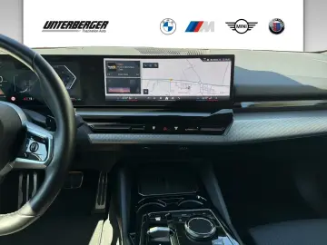 BMW 520d Limousine AHK SHZ HiFi