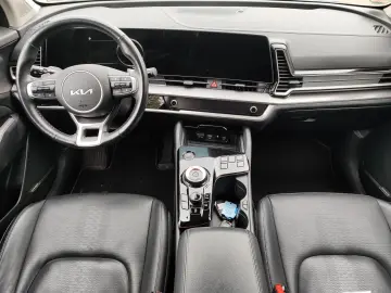 KIA Sportage 1.6 T-GDI AWD 360 Ventilation H&K