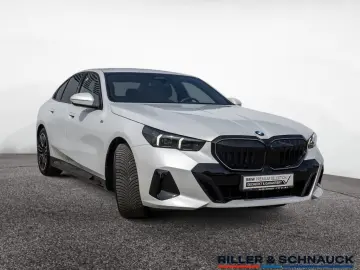 BMW 520i M-Sport Pro AHK STANDHZG ACC HUD MEM