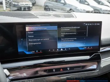 BMW 520i M-Sport Pro AHK STANDHZG ACC HUD MEM