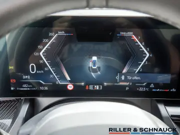 BMW 520i M-Sport Pro AHK STANDHZG ACC HUD MEM