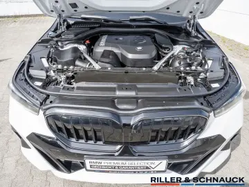 BMW 520i M-Sport Pro AHK STANDHZG ACC HUD MEM