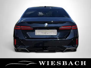 BMW 520i M Sport Pro  21  PANO HARMAN 360  AHK