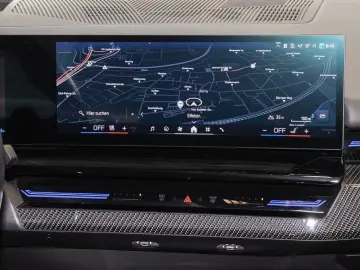 BMW 520d xDrive M Sport HUD ACC 360 KAM RFK NAVI LM