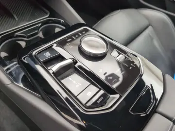 BMW 520i Limousine M Sport LiveCockpitProf Kamera