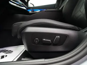 BMW 520d xDrive M Sport ICONIC CARBON 360 H&K MEMO
