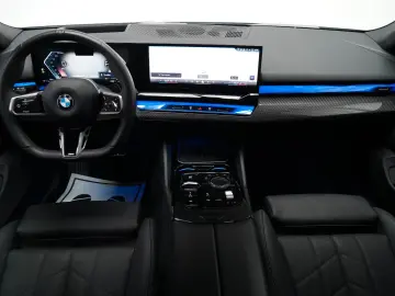 BMW 520d xDrive M Sport ICONIC CARBON 360 H&K MEMO