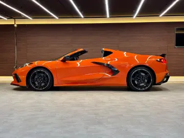 CORVETTE C8 Stingrey Targa Z51 V8 3LT Mag.Rid Lift Carbon