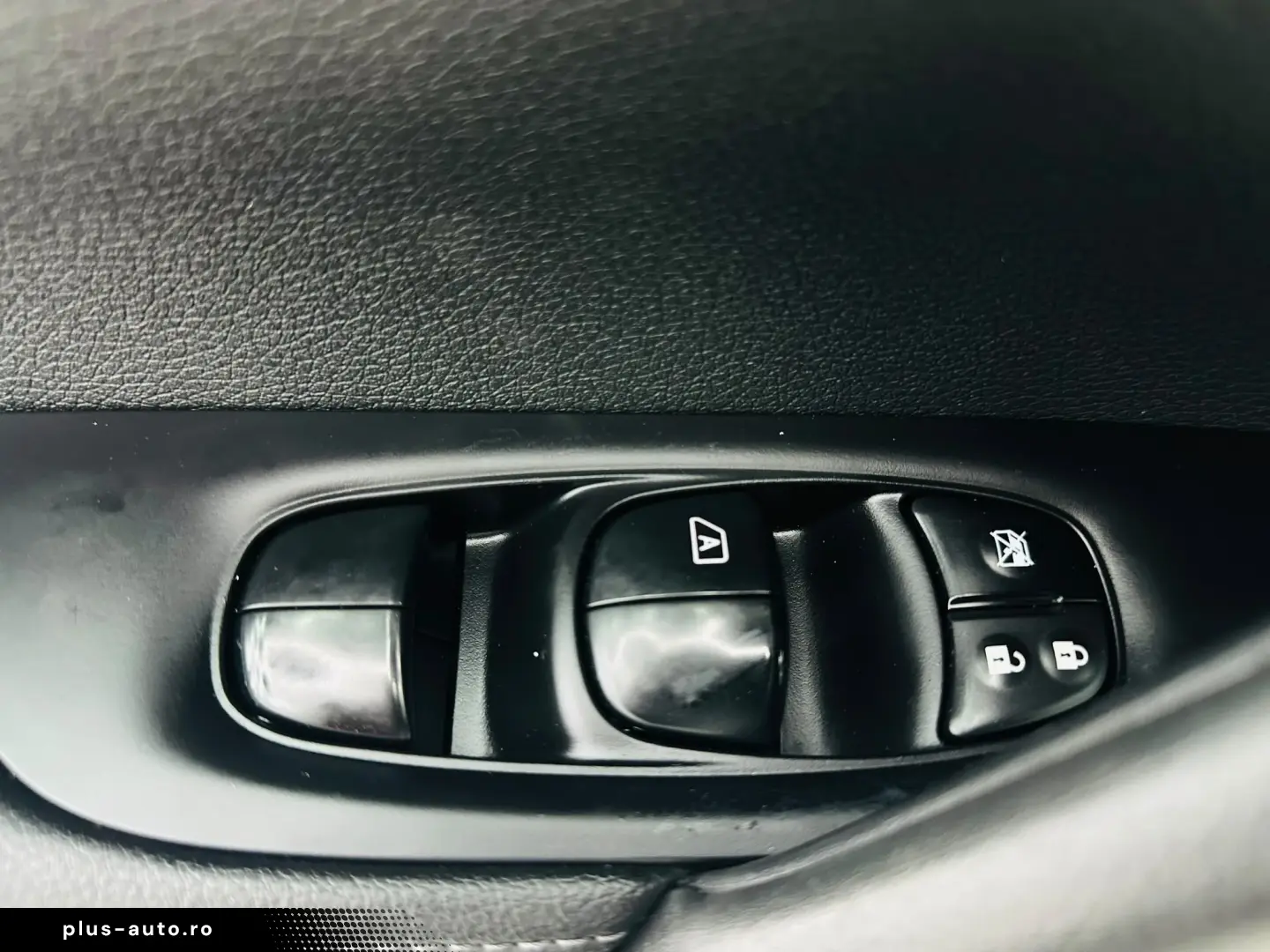 NISSAN Qashqai 2015 1.5D E5 Garantie 12 Luni Rate Avans 0 Do