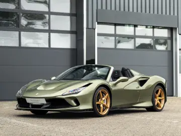 FERRARI F8 SPIDER VERDE MASONI DAYTONA SEAT LIFT CARPLAY