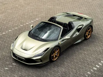 FERRARI F8 SPIDER VERDE MASONI DAYTONA SEAT LIFT CARPLAY