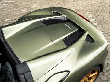 FERRARI F8 SPIDER VERDE MASONI DAYTONA SEAT LIFT CARPLAY