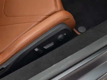 LAMBORGHINI Revuelto   Classica Trim   Passenger Display