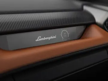 LAMBORGHINI Revuelto   Classica Trim   Passenger Display