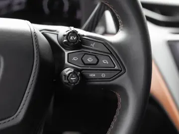 LAMBORGHINI Revuelto   Classica Trim   Passenger Display