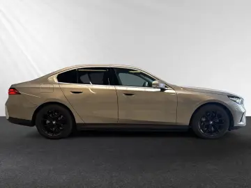 BMW 550e xDrive Inkl. € 1.190 Zubehörbonus Panorama