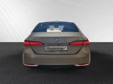 BMW 550e xDrive Inkl. € 1.190 Zubehörbonus Panorama