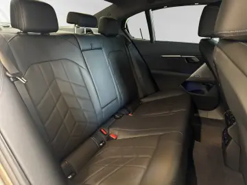 BMW 550e xDrive Inkl. € 1.190 Zubehörbonus Panorama