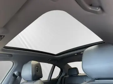 BMW 550e xDrive Inkl. € 1.190 Zubehörbonus Panorama