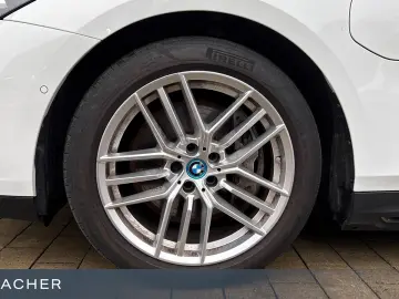 BMW 550e A xDrive Lim Navi 360  ACC HUD H&K adLED