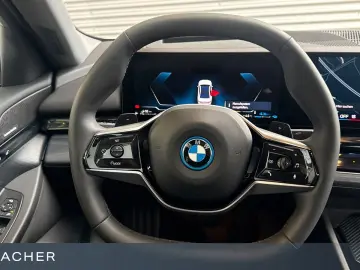 BMW 550e A xDrive Lim Navi 360  ACC HUD H&K adLED