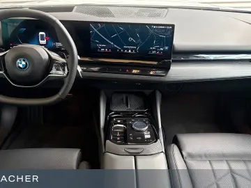 BMW 550e A xDrive Lim Navi 360  ACC HUD H&K adLED