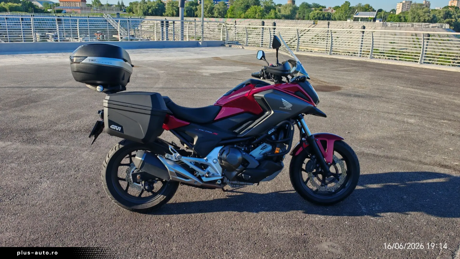 Honda NC750X DCT