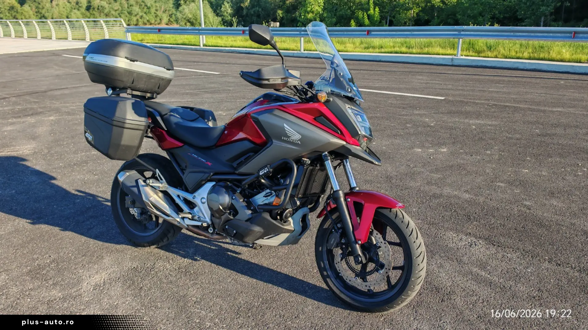 Honda NC750X DCT