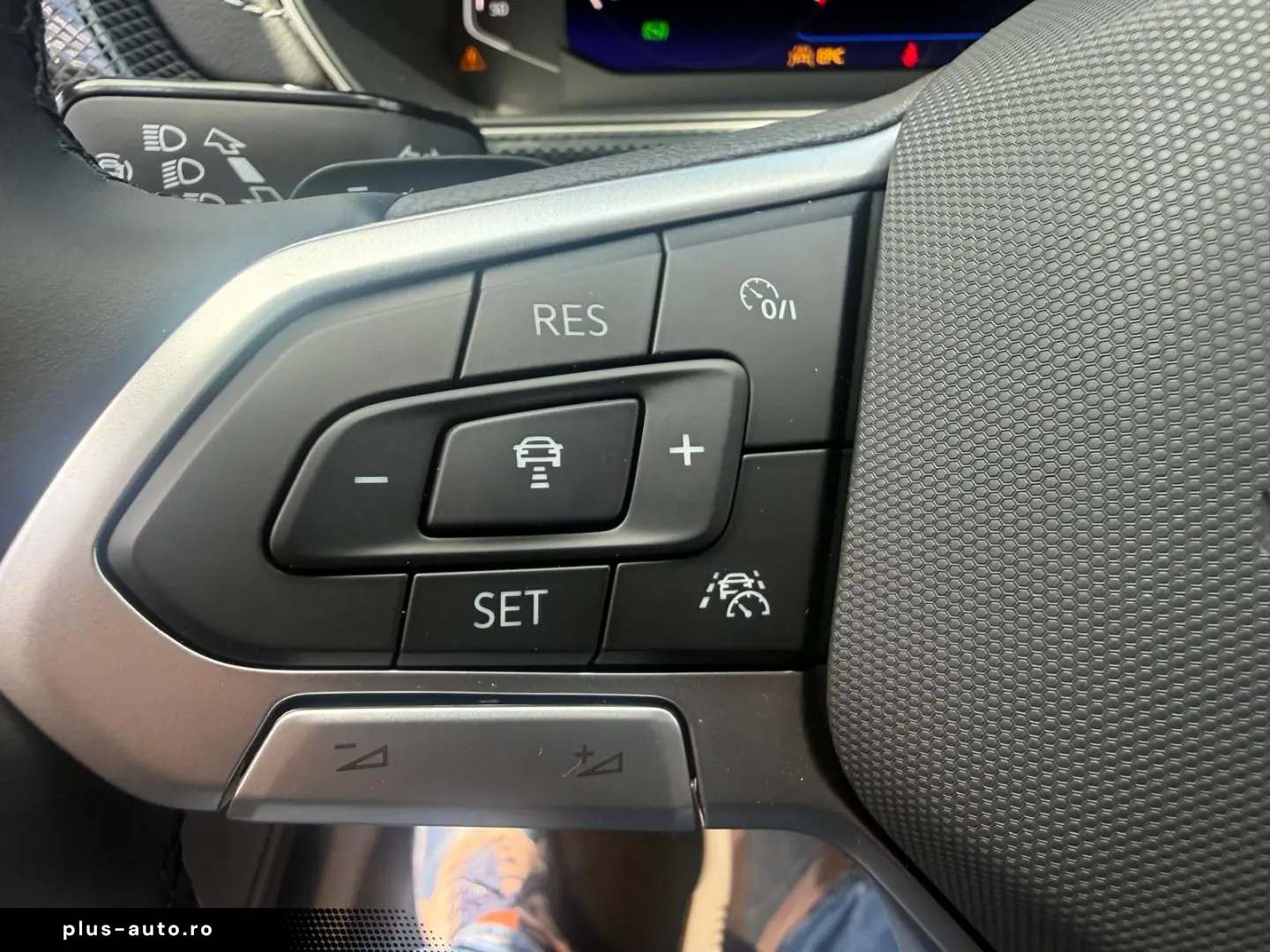VOLKSWAGEN T-Cross 2026 — imagine 13