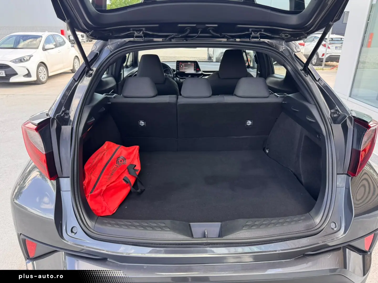 TOYOTA C-HR 1.8 Hybrid Core
