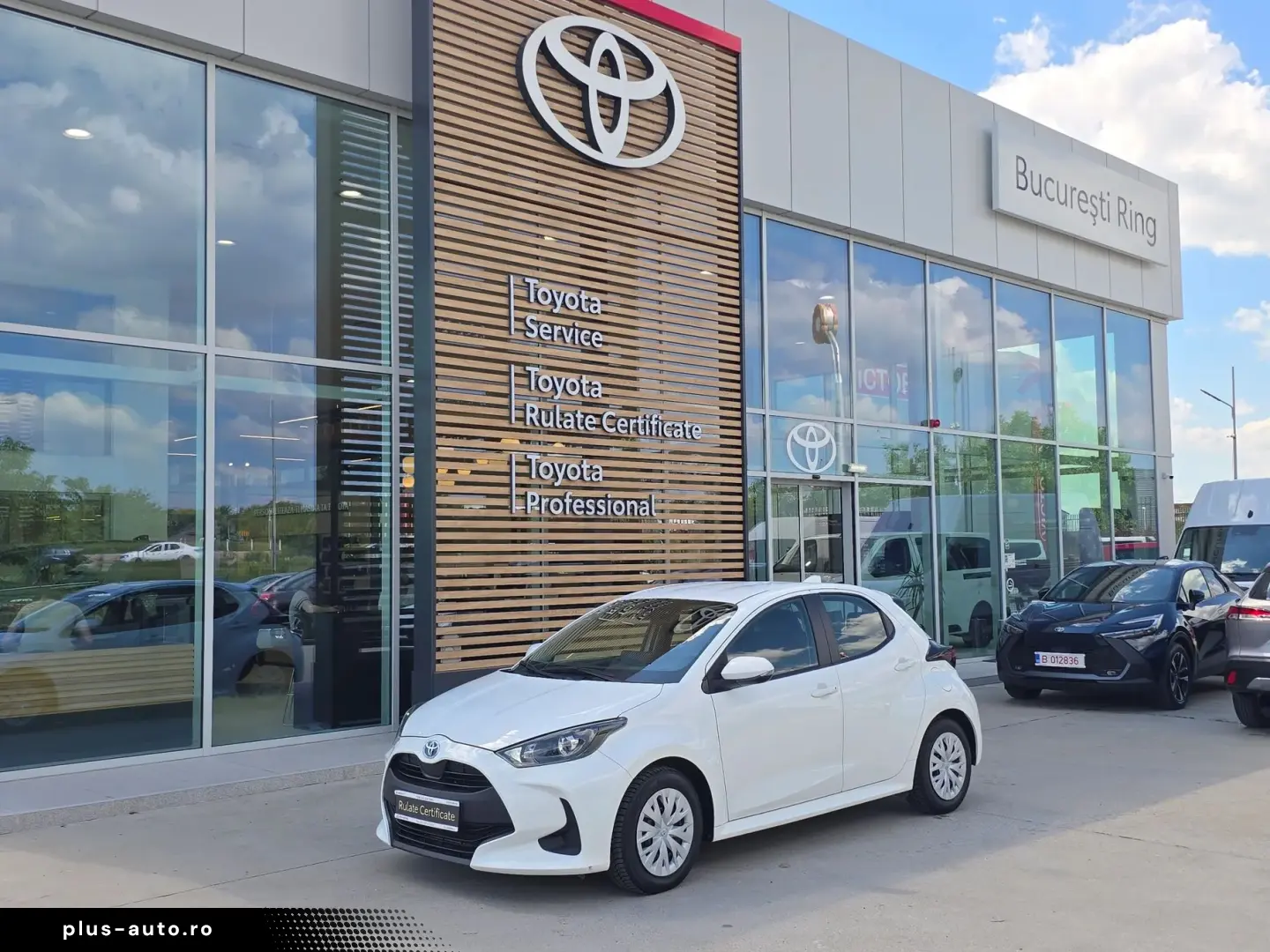 TOYOTA Yaris 1.5 Hybrid ECO