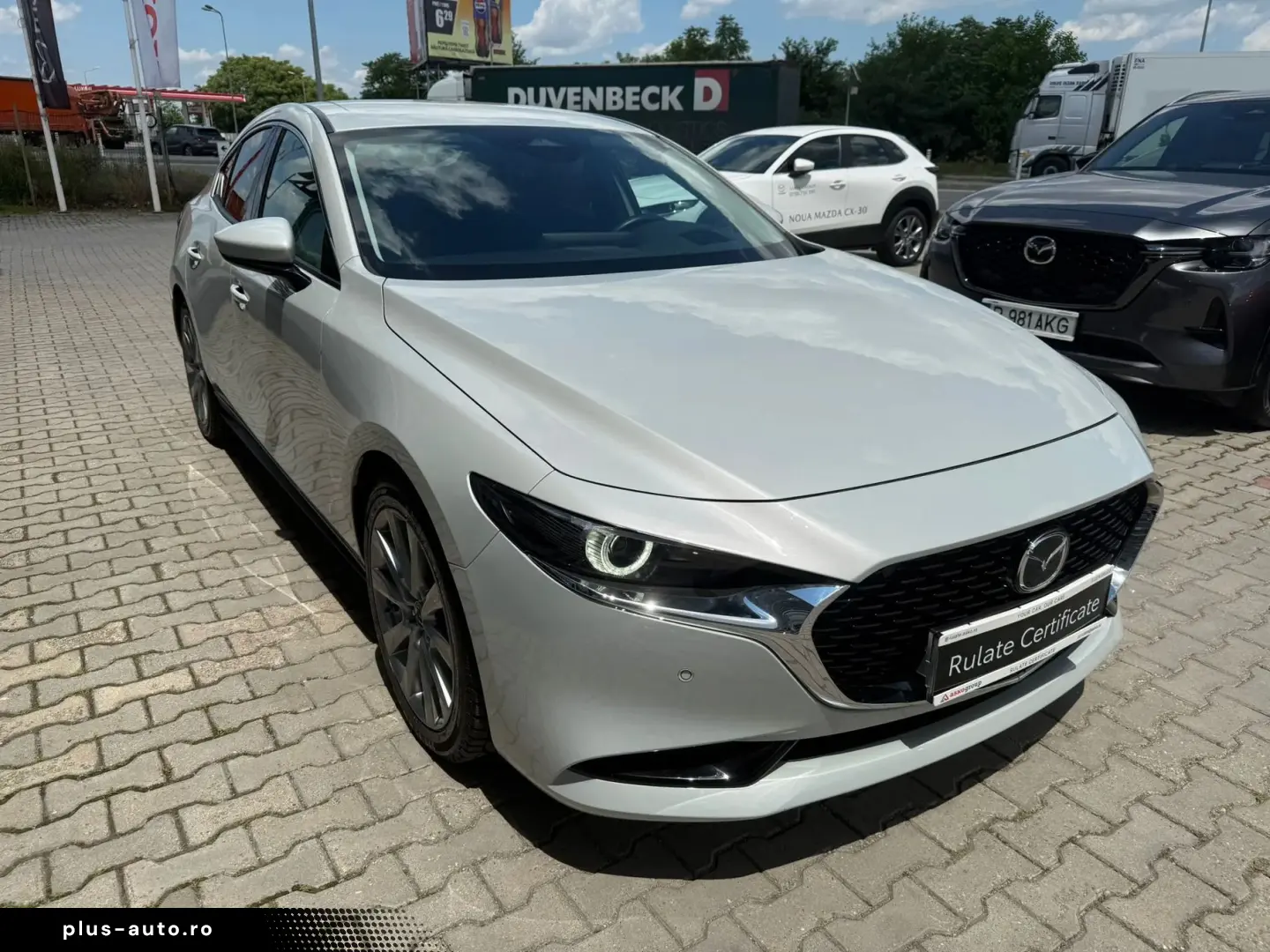 MAZDA 3 2023 — imagine 4