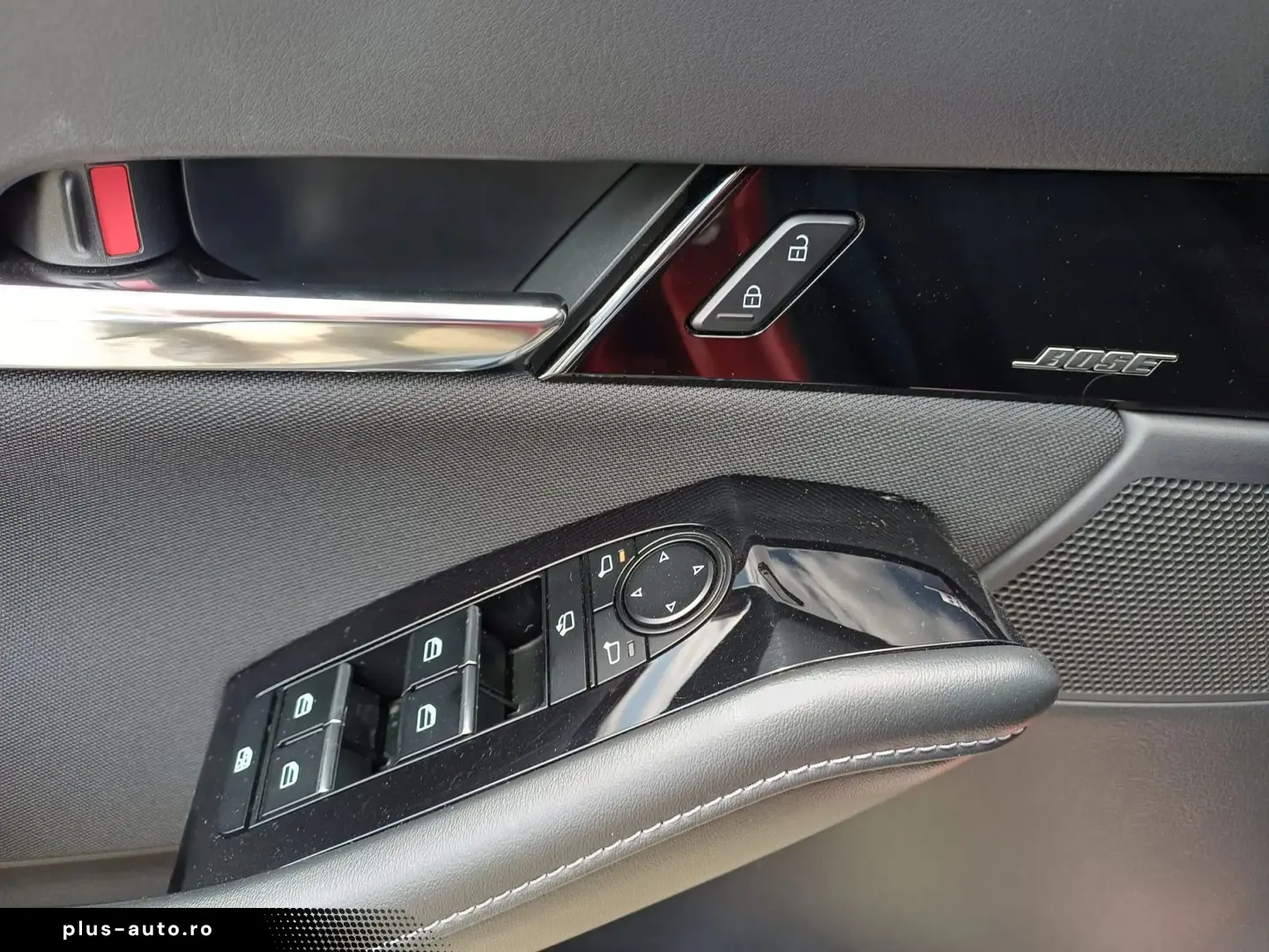 MAZDA CX-30 2.5 Skyactiv-G140 AT MHEV Exclusive-Line