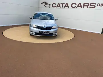 Skoda Rapid 1.4TDI  90CP  Climatronic  Comenzi volan  Pilot