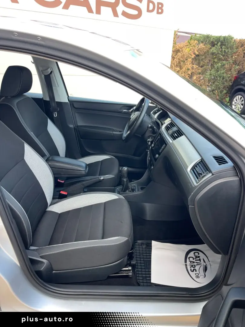 Skoda Rapid 1.4TDI  90CP  Climatronic  Comenzi volan  Pilot