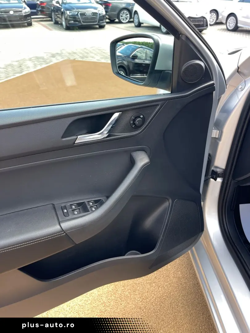 Skoda Rapid 1.4TDI  90CP  Climatronic  Comenzi volan  Pilot