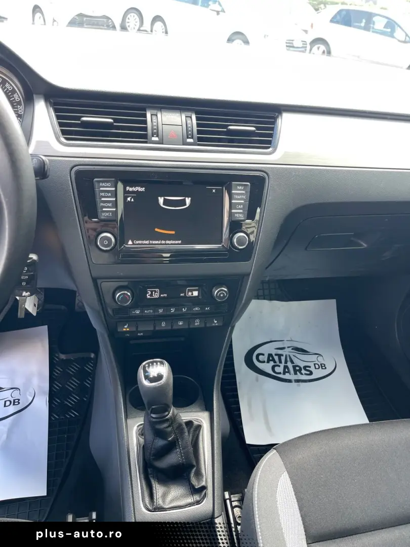 Skoda Rapid 1.4TDI  90CP  Climatronic  Comenzi volan  Pilot