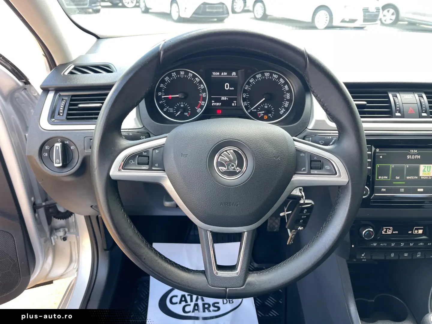 Skoda Rapid 1.4TDI  90CP  Climatronic  Comenzi volan  Pilot