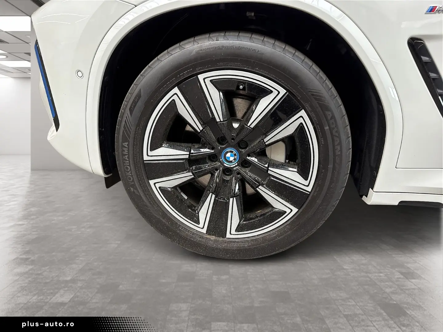 BMW iX3 2023 — imagine 6