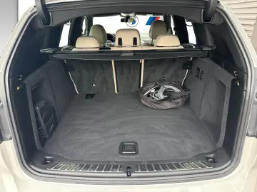 BMW iX3 SHZ LED Head-Up