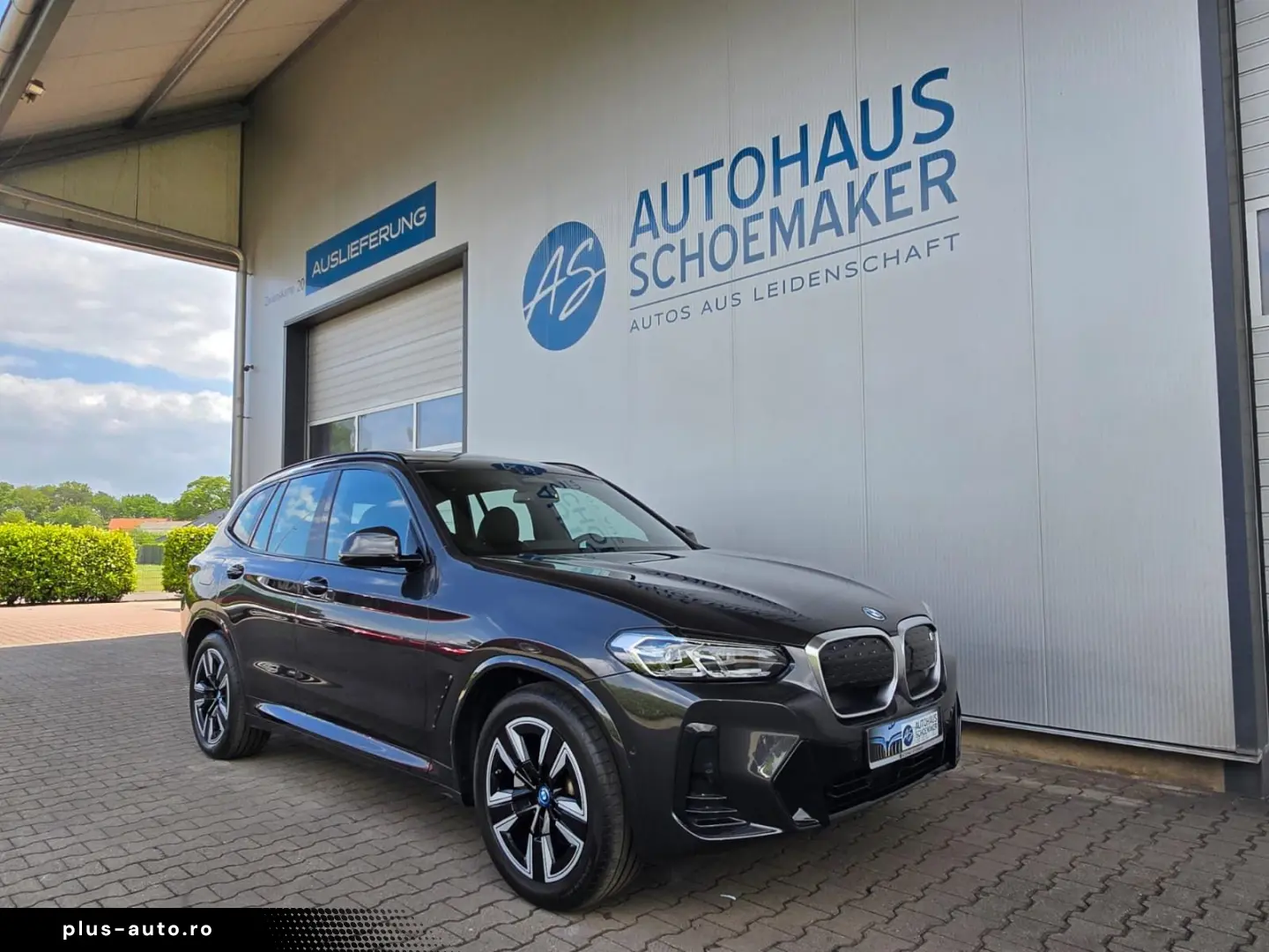 BMW iX3 Inspiring AHK Pano ad.LED LCProf.RFK SOH 98%