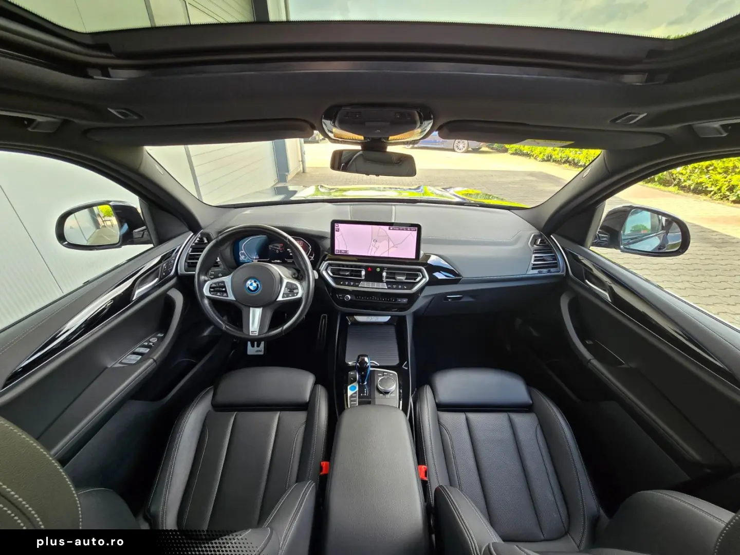 BMW iX3 Inspiring AHK Pano ad.LED LCProf.RFK SOH 98%