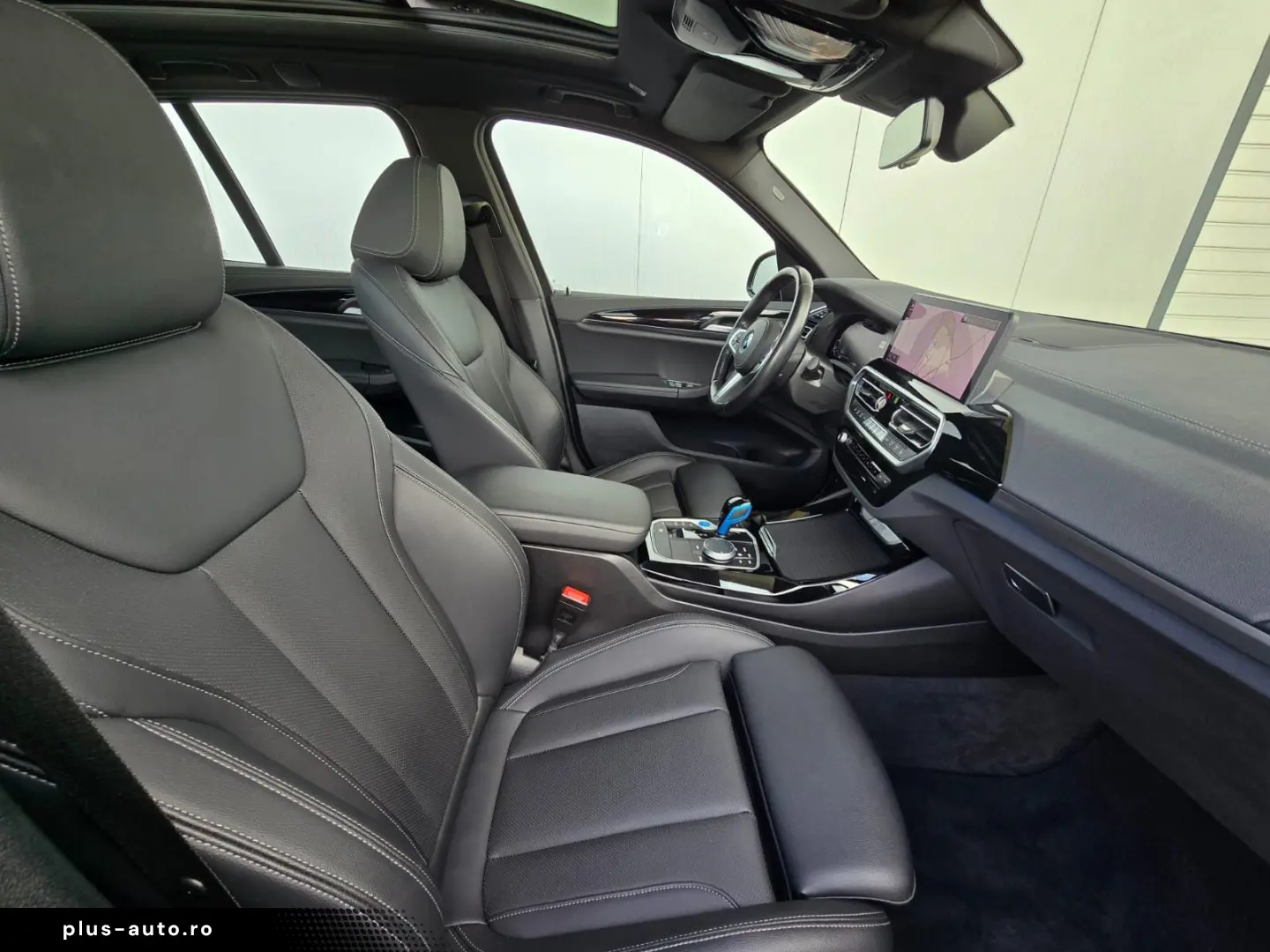 BMW iX3 Inspiring AHK Pano ad.LED LCProf.RFK SOH 98%
