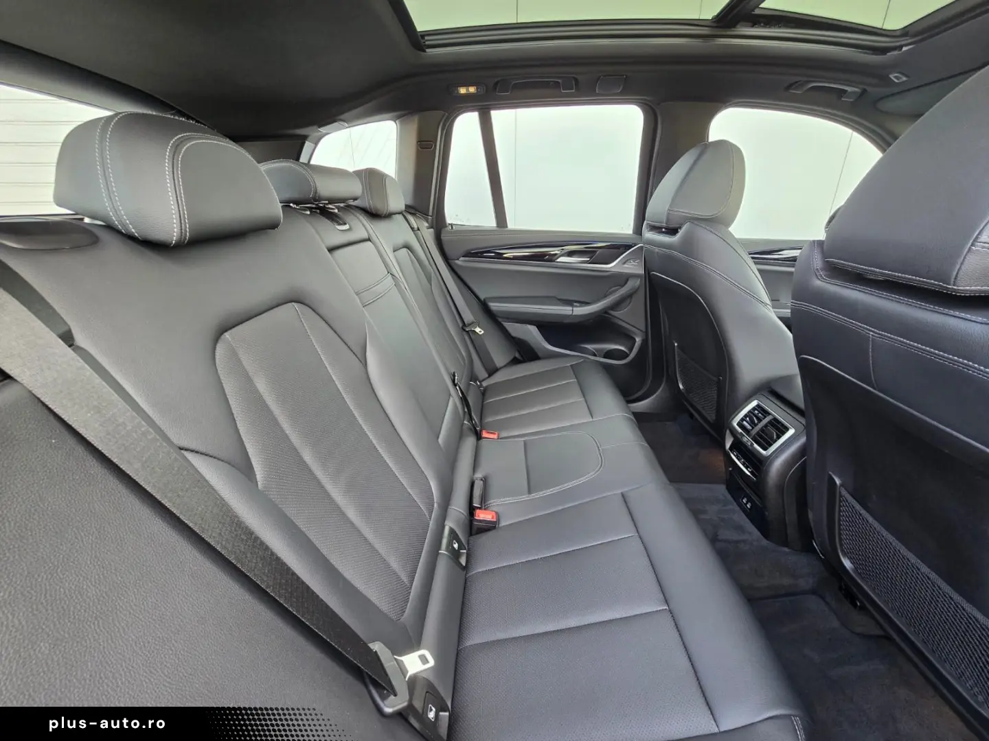 BMW iX3 Inspiring AHK Pano ad.LED LCProf.RFK SOH 98%