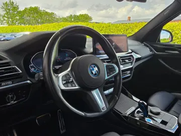 BMW iX3 Inspiring AHK Pano ad.LED LCProf.RFK SOH 98%