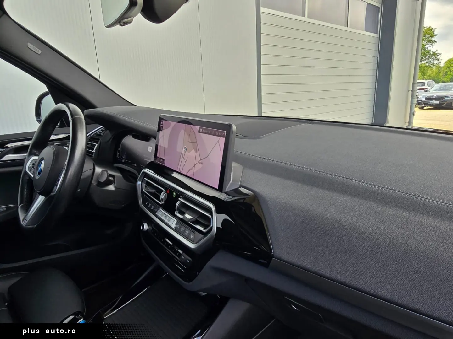 BMW iX3 Inspiring AHK Pano ad.LED LCProf.RFK SOH 98%