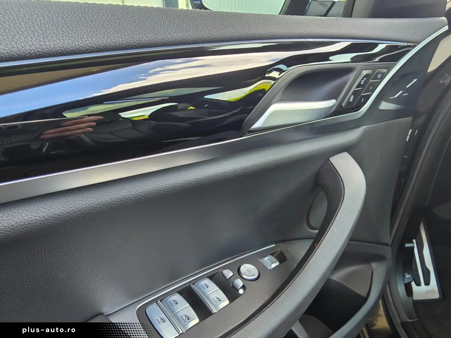 BMW iX3 Inspiring AHK Pano ad.LED LCProf.RFK SOH 98%
