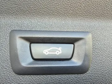 BMW iX3 Inspiring AHK Pano ad.LED LCProf.RFK SOH 98%
