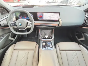 BMW X3 20 xDrive AHK AdapLED Finanzierung ab 1 99%