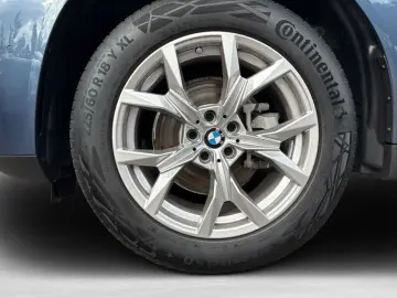 BMW X3 xDrive20d  SPORTSITZE.AHK.ACC.LiveCockProf.